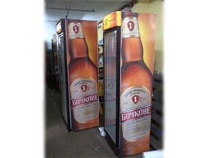 Брендування торгового обладнання